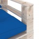 Sodo sofa iš palečių su mėlynomis pagalvėlėmis, pušies mediena