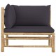 Kampinė sodo sofa su tamsiai pilkomis pagalvėlėmis, bambukas